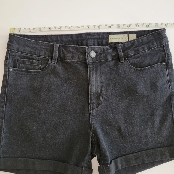 NWT Vero Moda Black Jean Denim Cuffed Shorts - Picture 5 of 9